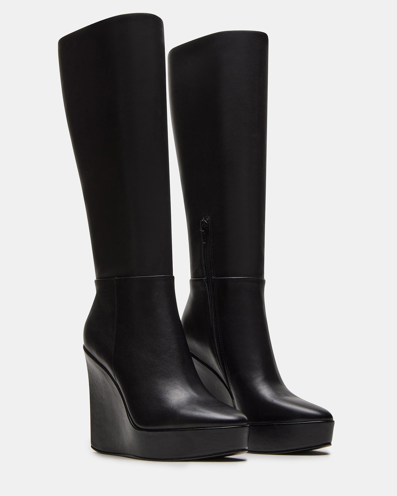 AKIRA BLACK LEATHER - SM REBOOTED