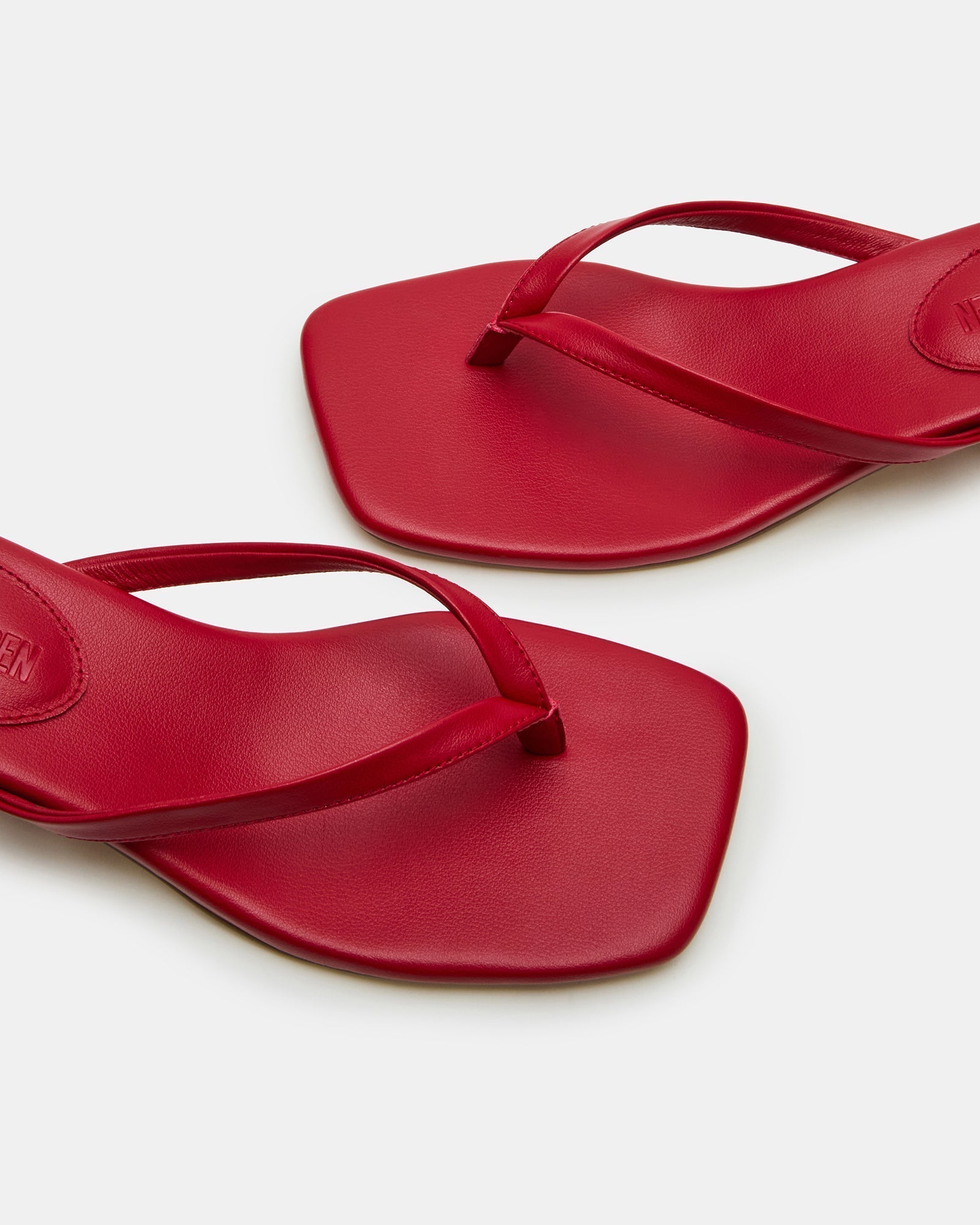 CARIBBEAN RED - SM REBOOTED